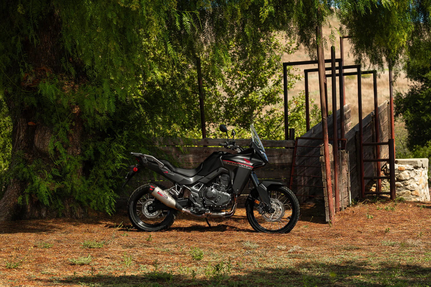 Escape Slip On Yoshimura RS-12 Para Honda TRANSALP 750 2025